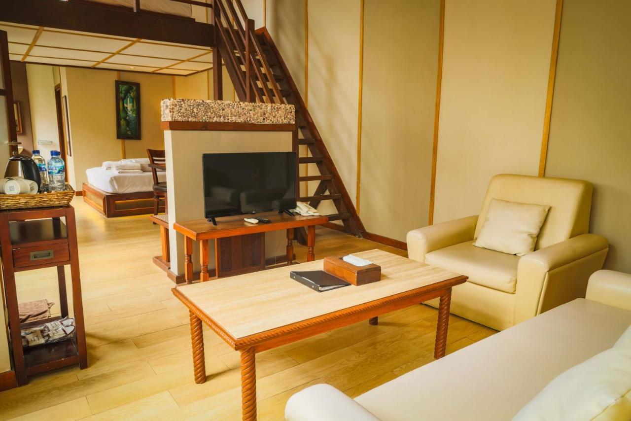 Family Hotel Gradia 2 Batu  Ngoại thất bức ảnh