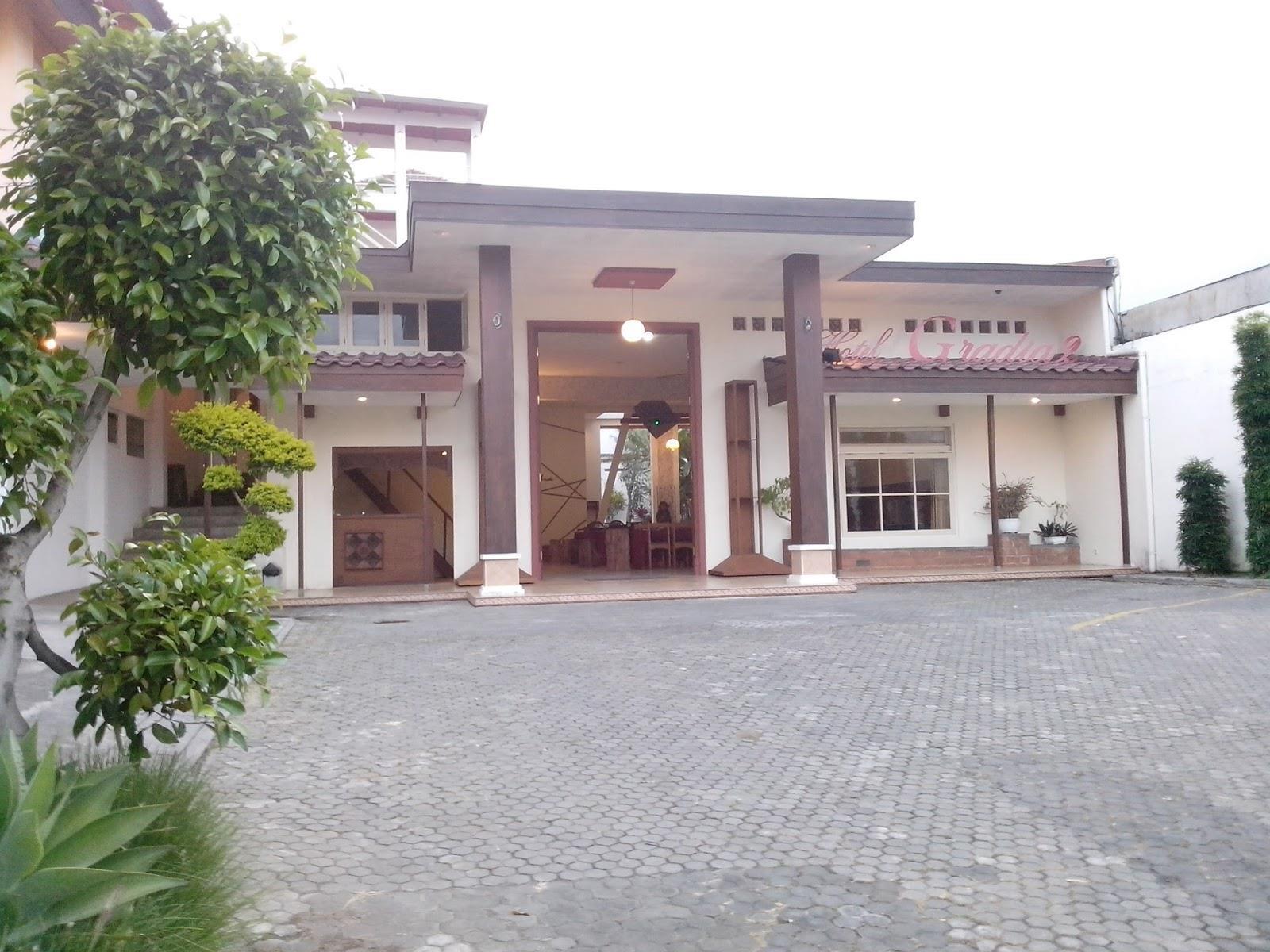 Family Hotel Gradia 2 Batu  Ngoại thất bức ảnh