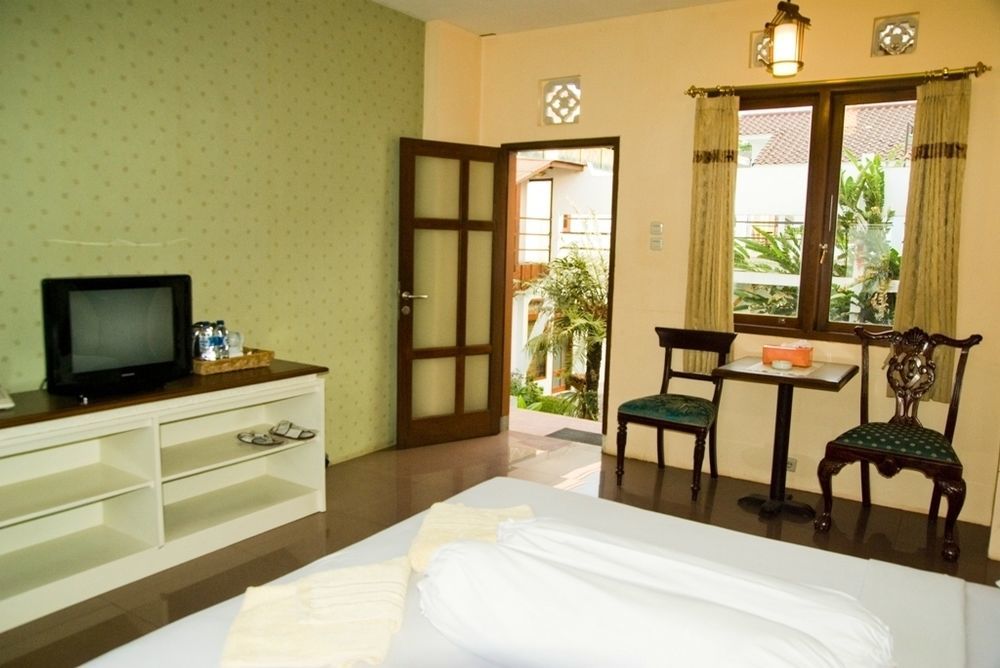 Family Hotel Gradia 2 Batu  Ngoại thất bức ảnh