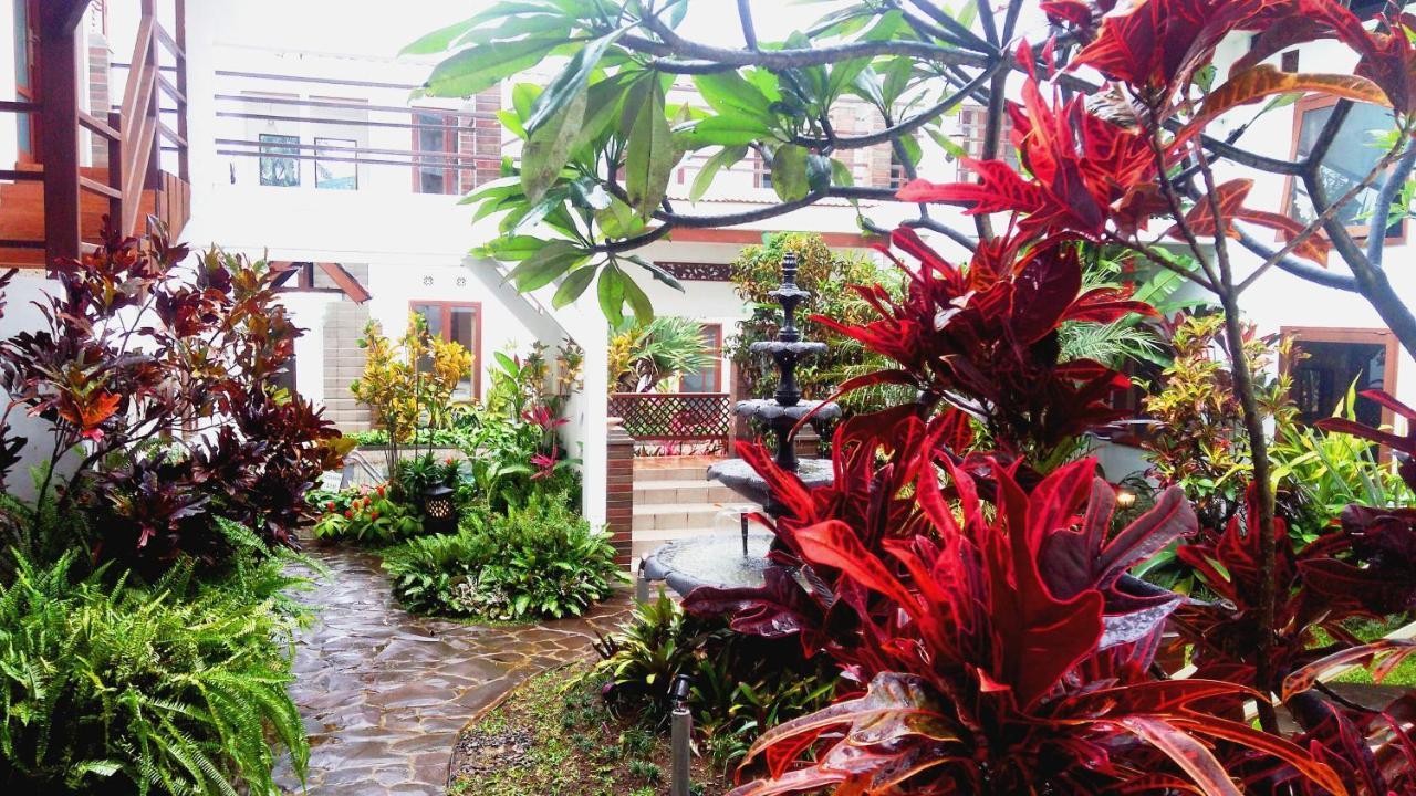 Family Hotel Gradia 2 Batu  Ngoại thất bức ảnh